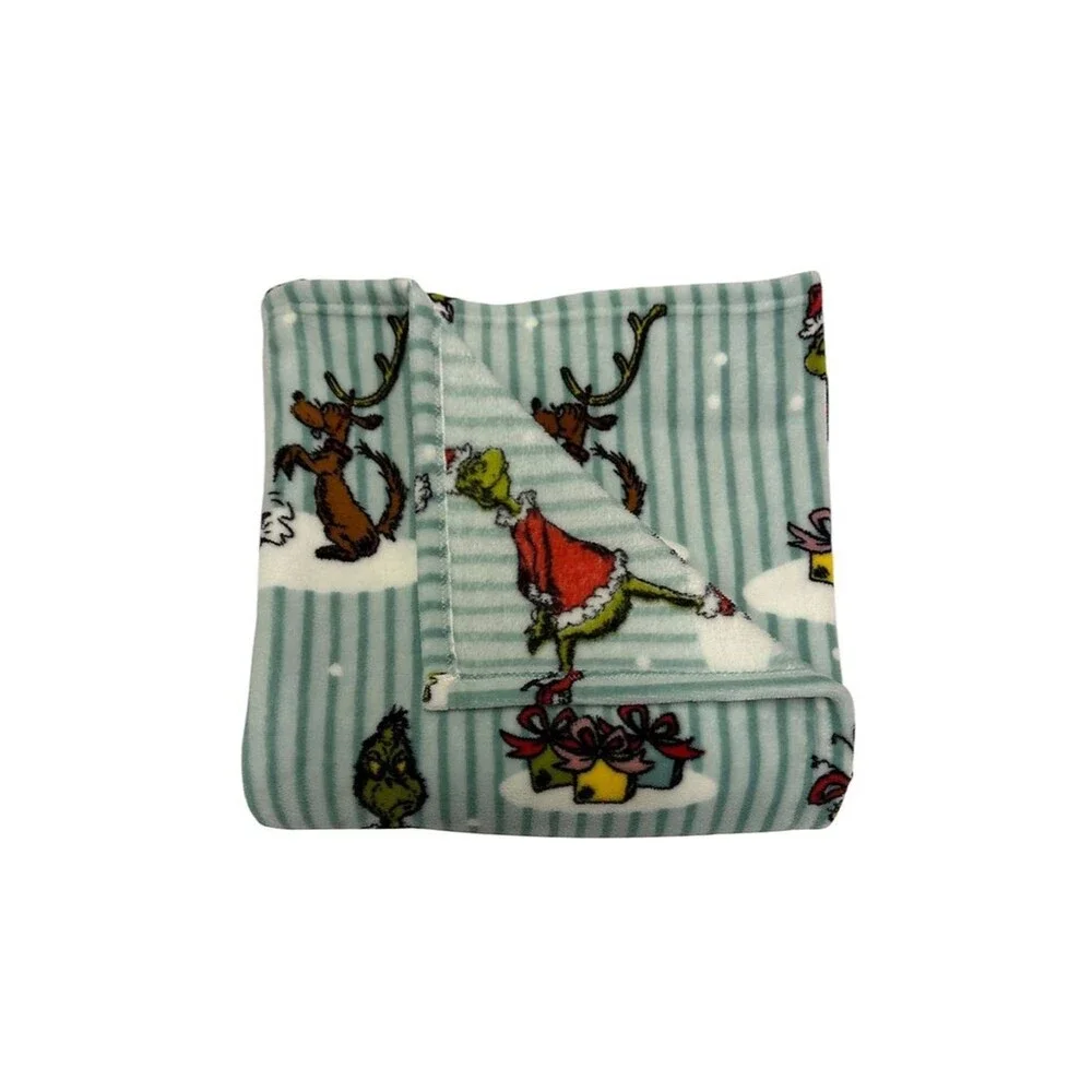 The Grinch Super Plush Throw Blanket NEW Dr Seuss Soft Warm 46” X 60”